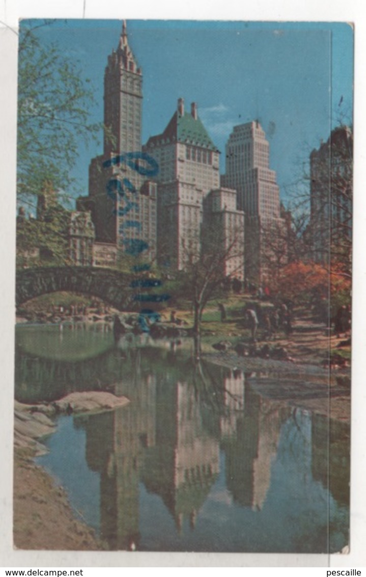 CP FIFTH AVENUE HOTELS FROM CENTRAL PARK - NEW YORK CITY - MANHATHAN POST CARD PUB Co 108 - CIRCULEE EN 1954 - Central Park