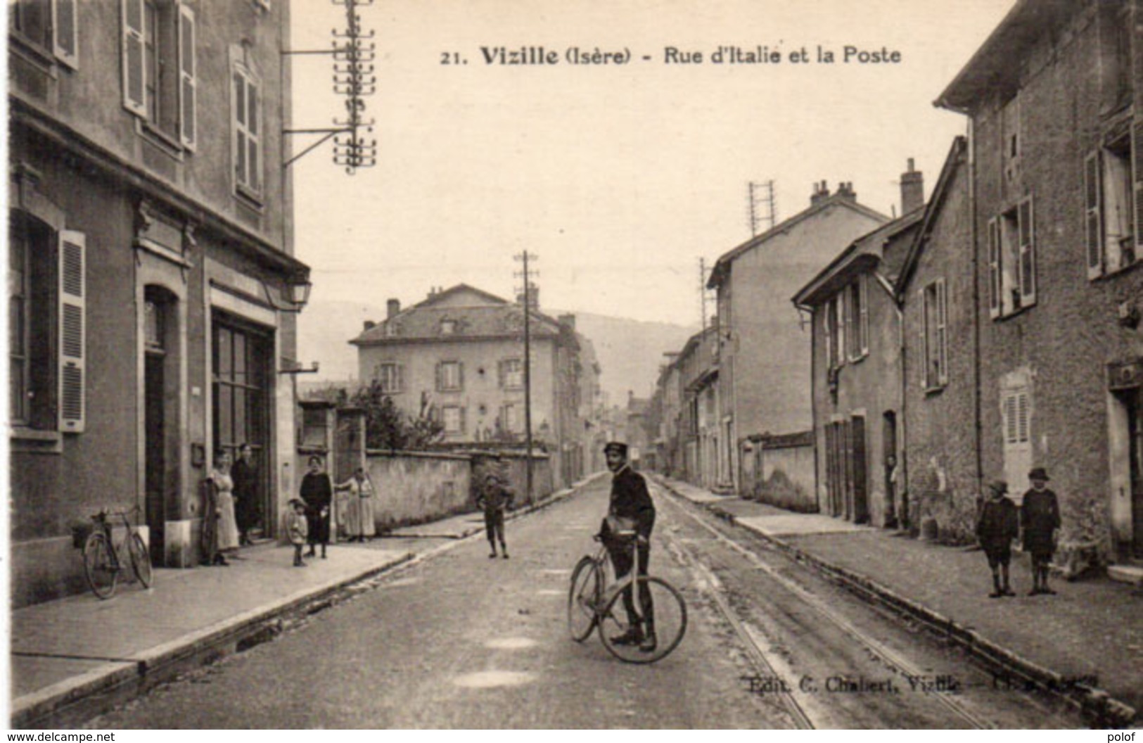 VIZILLE - Rue D' Italie Et La Poste (544 ASO) - Vizille