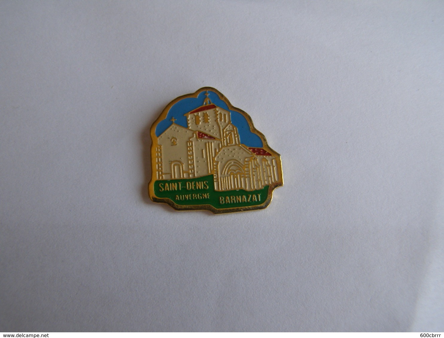 Pins Saint Denis Barnazat Auvergne - Villes