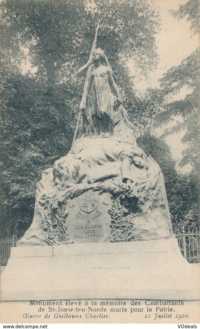 CPA - Belgique - Brussels - Bruxelles - St-Josse-ten-Noode - Monument Des Combattants - St-Joost-ten-Node - St-Josse-ten-Noode