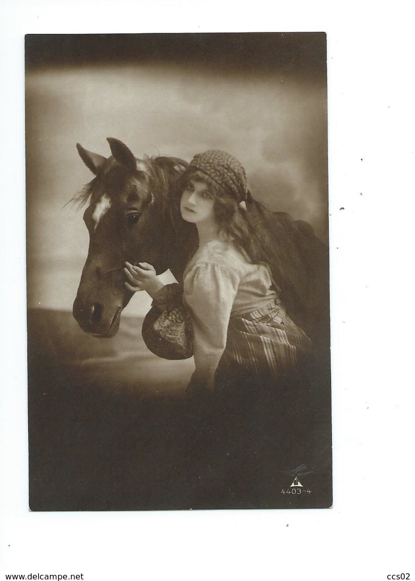 Femme Et Cheval 1922 - Frauen