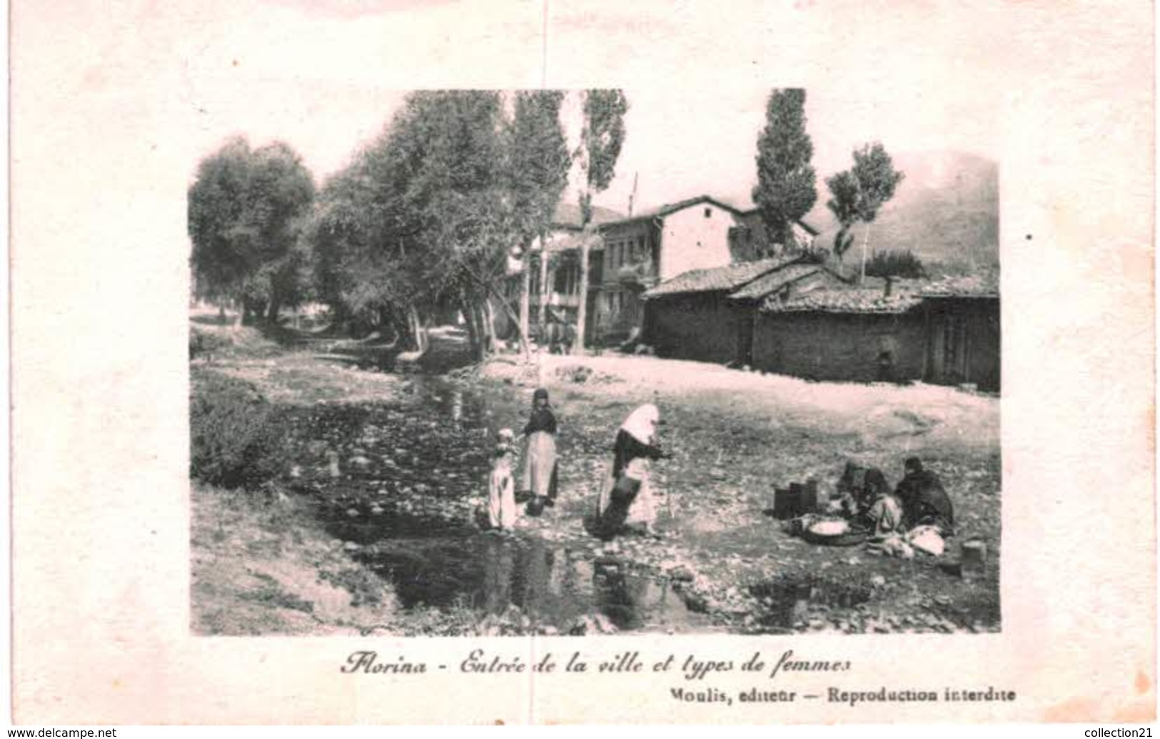 FLORINA .... ENTREE DE LA VILLE ET TYPES DE FEMMES - Albanie