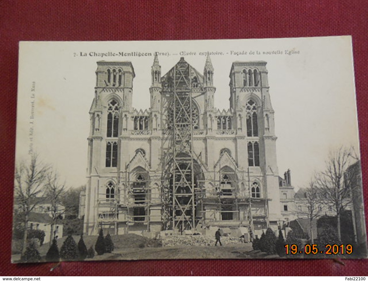 CPA - La Chapelle-Montligeon - Oeuvre Expiatoire - Façade De La Nouvelle Eglise - Autres & Non Classés