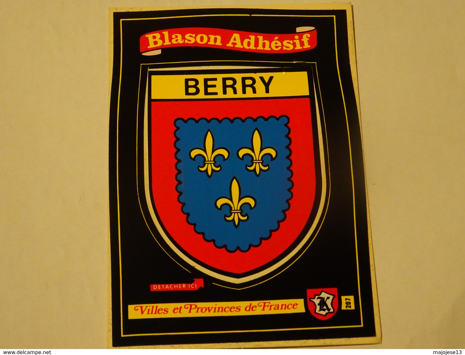 Blason écusson Adhésif Autocollant  Carte Postale Berry Adhesivo Escudo Adesivi Stemma Aufkleber Wappen - Obj. 'Souvenir De'