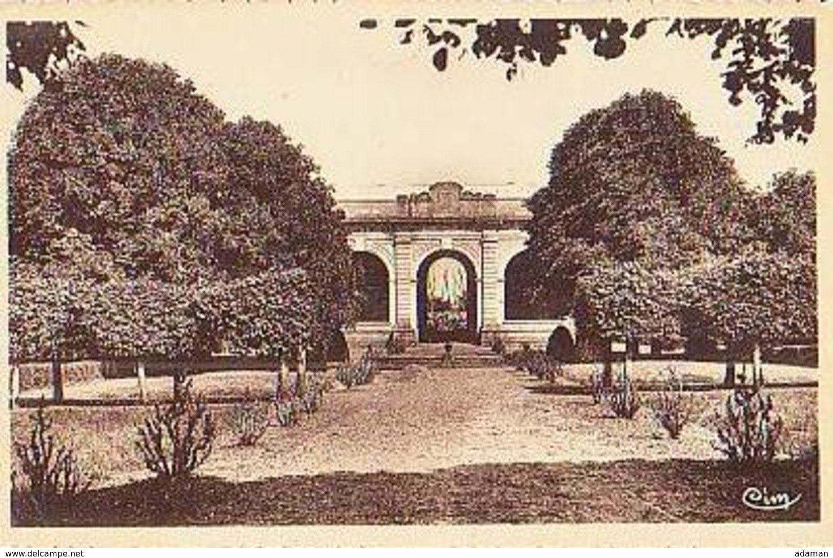 Fontaine Française   597       Orangerie Du Château - Altri & Non Classificati