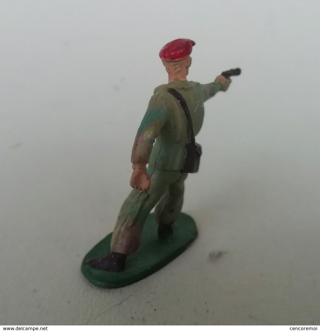 ancien jouet soldat en plastique Starlux