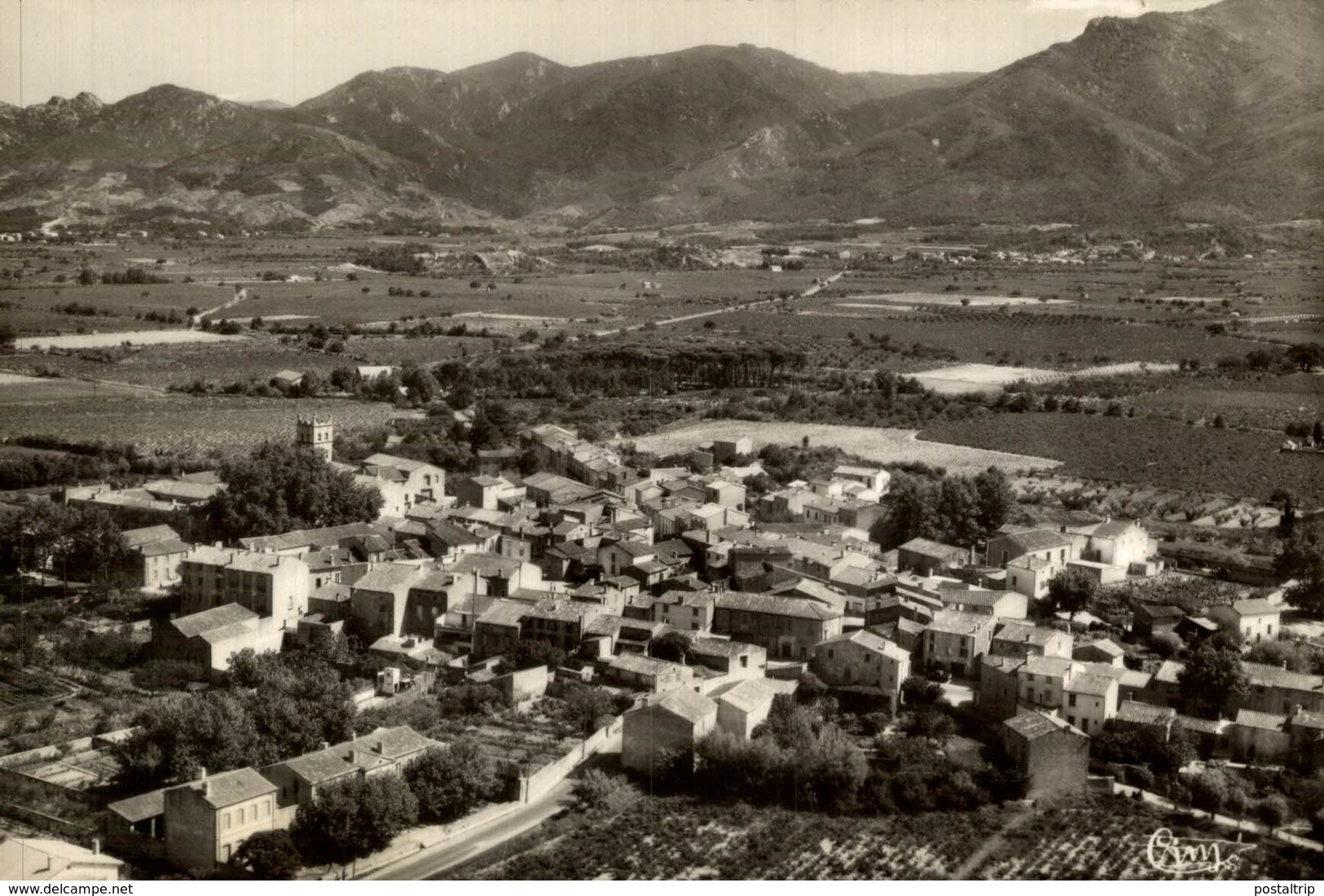 ST GENIS DES FONTAINES VUE GENERALE AERIENNE VERS LES ALBERES    Francia  France Frankreich - Otros & Sin Clasificación