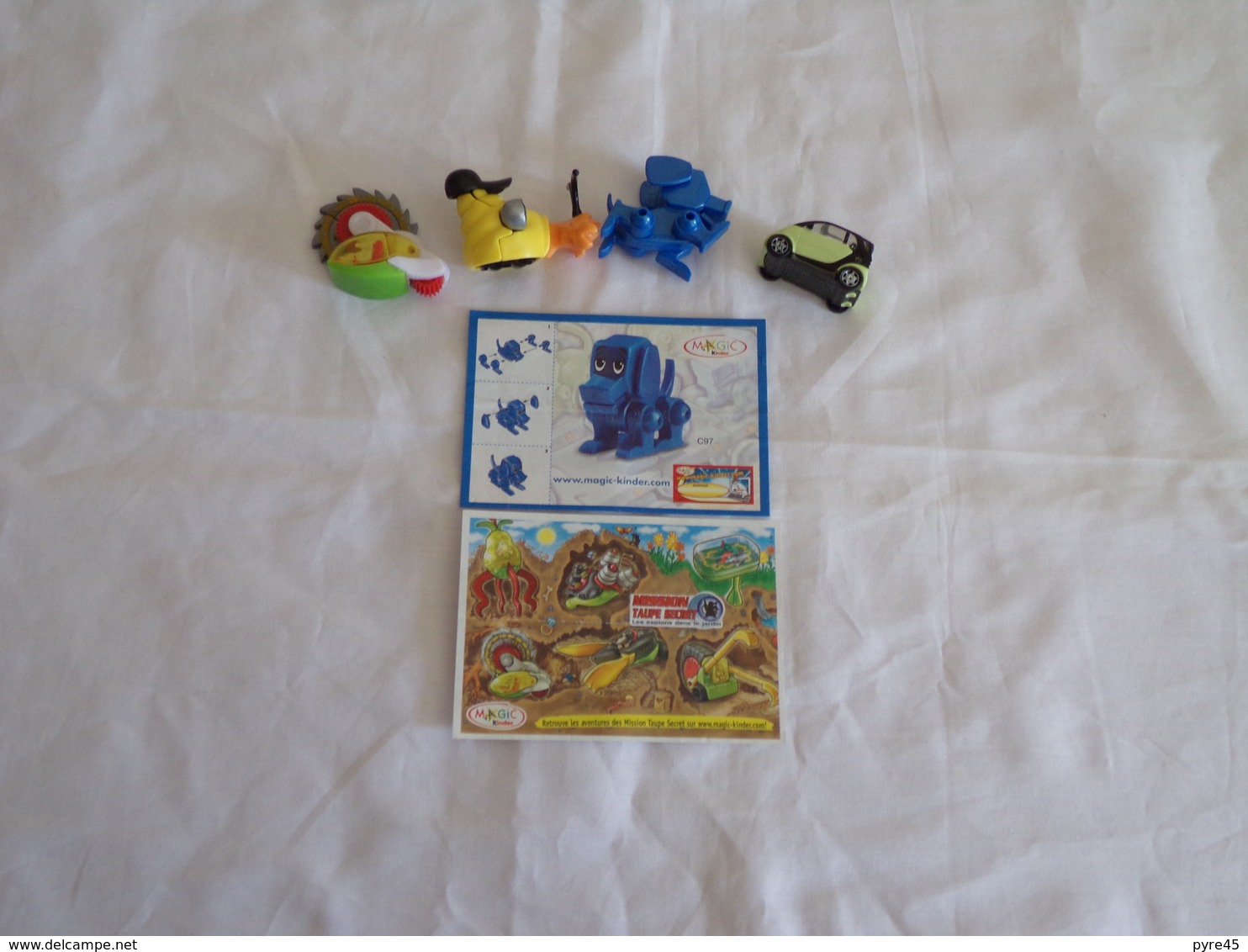 Figurines  Kinder ( 4 ) + 2 Notices De Montage - Other & Unclassified