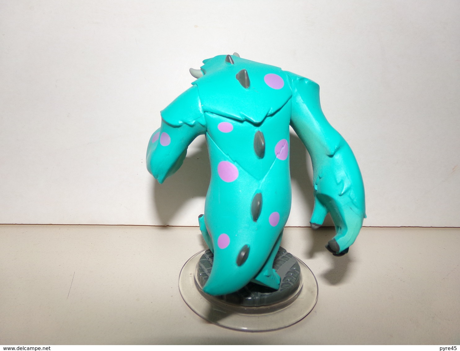 Figurines  Disney " Monstres Et Cie " Sully - Disney