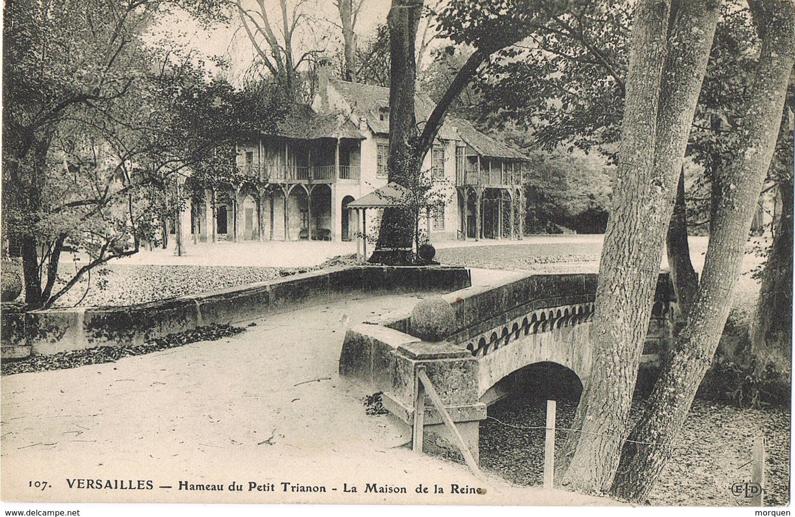 32901. Postal VERSAILLES (seine Et Oise) 1910 . Hameau Du Petit Trianon - Cartas & Documentos