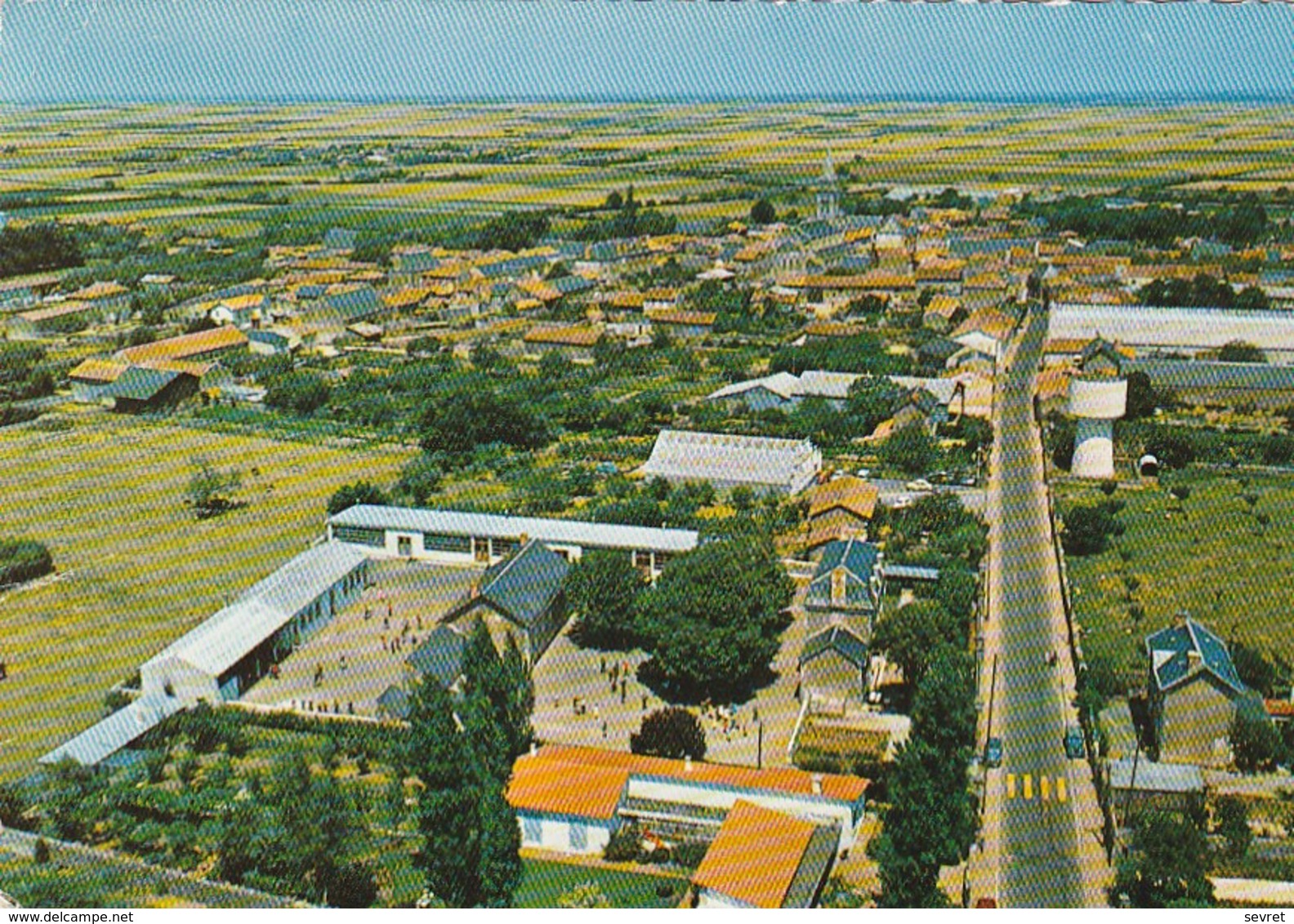 THENEZAY. - Le Groupe Scolaire. Vue Aérienne - Thenezay