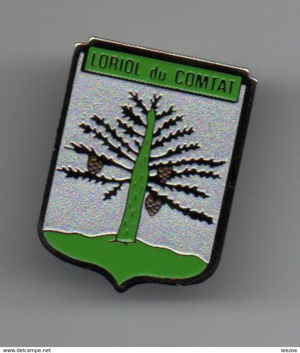 Pin's Blason Loriol-du-Comtat,  Département De Vaucluse, En Région Provence-Alpes-Côte D'Azur. ......BT12 - Villes