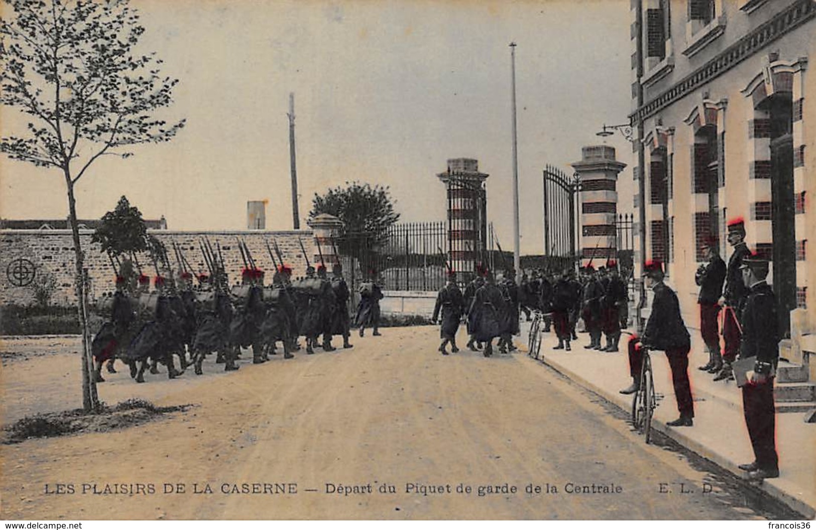 Lot de 11 CPA : La vie au Camp - Les Plaisirs de la Caserne - Soldats militaria patriotique circa 1910
