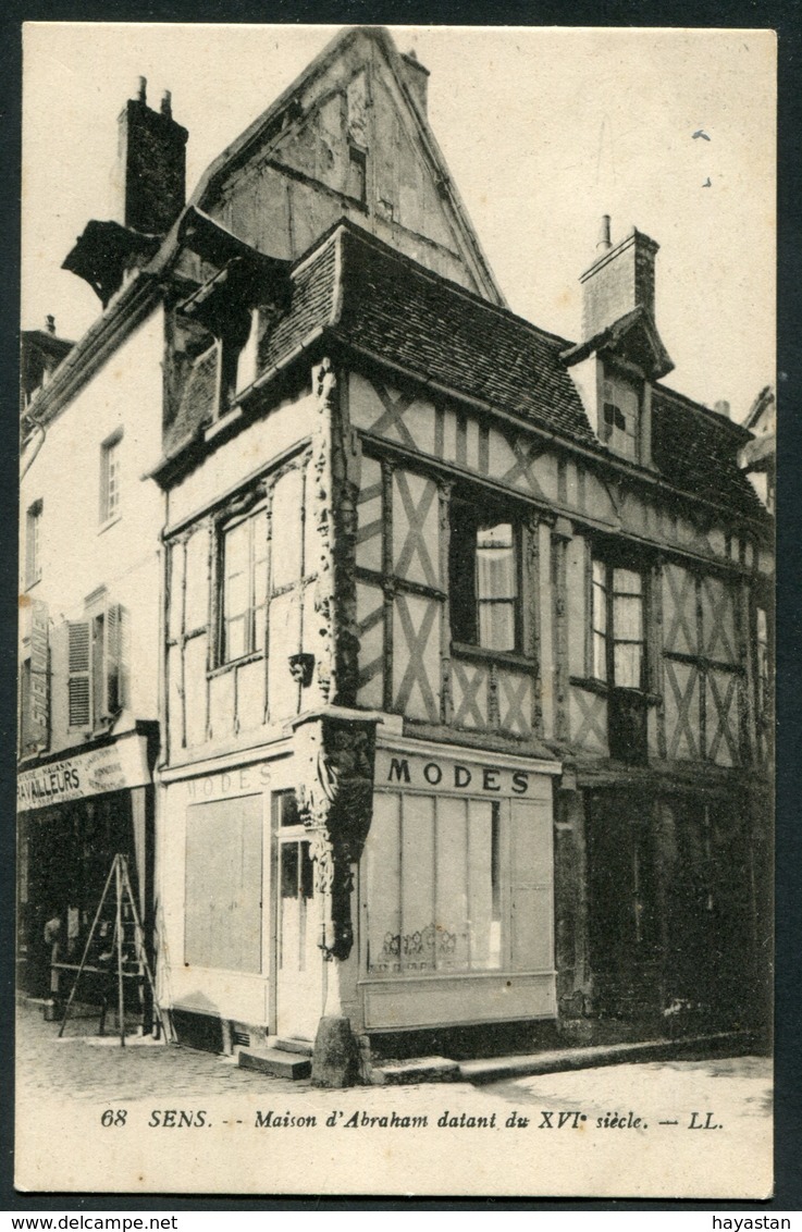 LOT DE 50 CARTES POSTALES DE L'YONNE 89