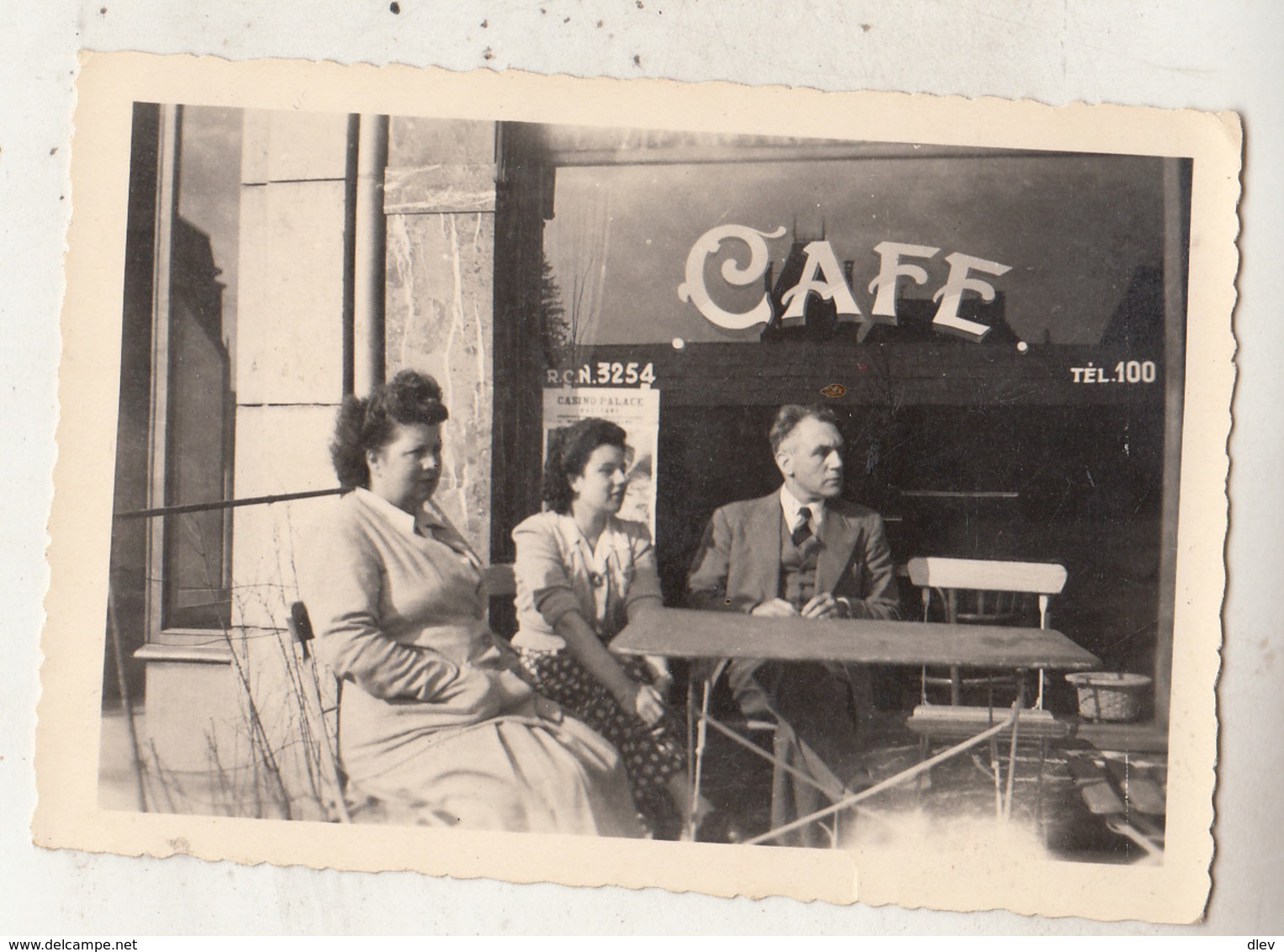 Bastogne - Café - 1949 - Photo Format 6.5 X 9.5 Cm - Lieux