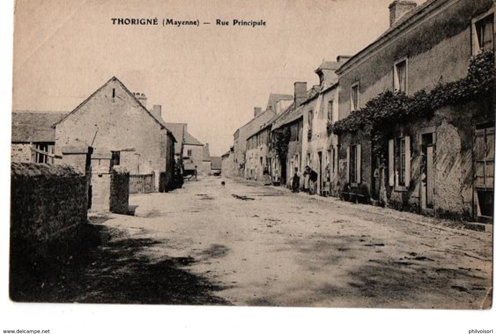 THORIGNE RUE PRINCIPALE ANIMEE - Autres & Non Classés