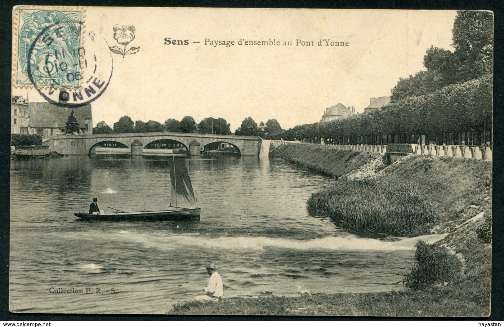 LOT DE 50 CARTES POSTALES DE L'YONNE 89