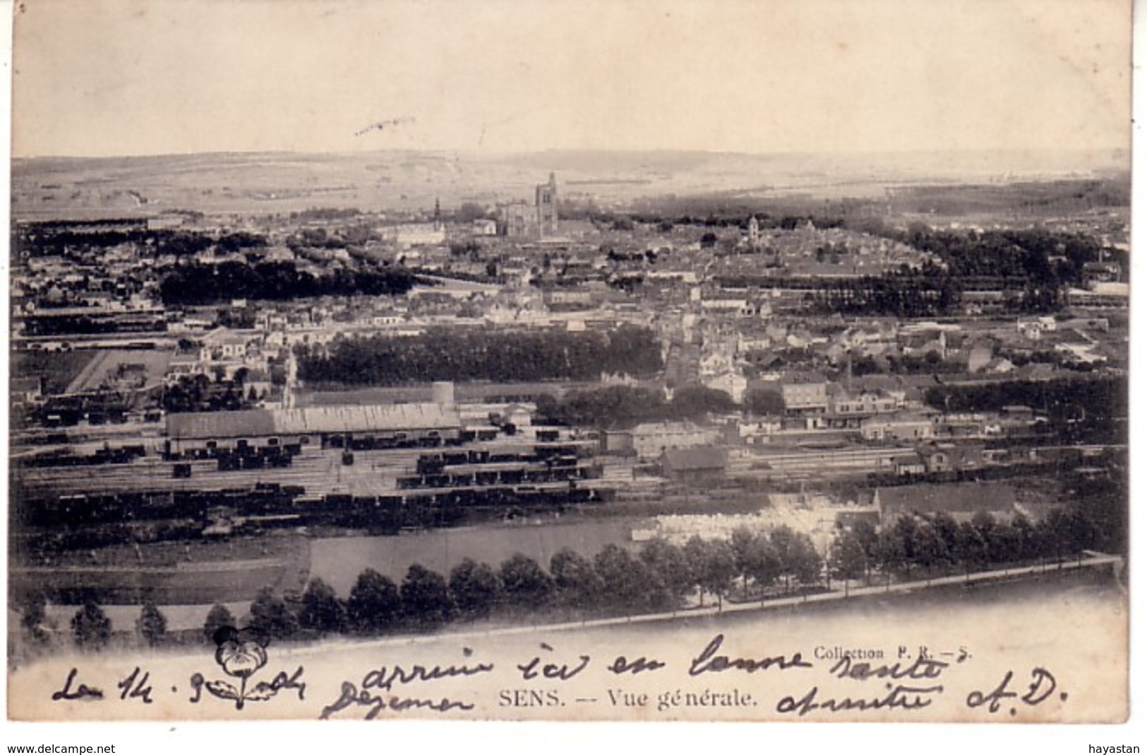 LOT DE 50 CARTES POSTALES DE L'YONNE 89