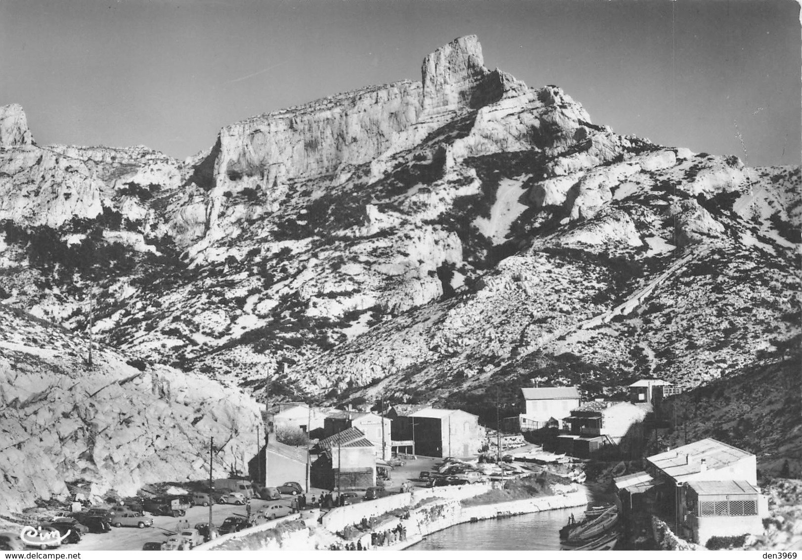 CALLELONGUE - Marseille - Vue Générale Et Le Rocher De La Dent Trouée - Autres & Non Classés