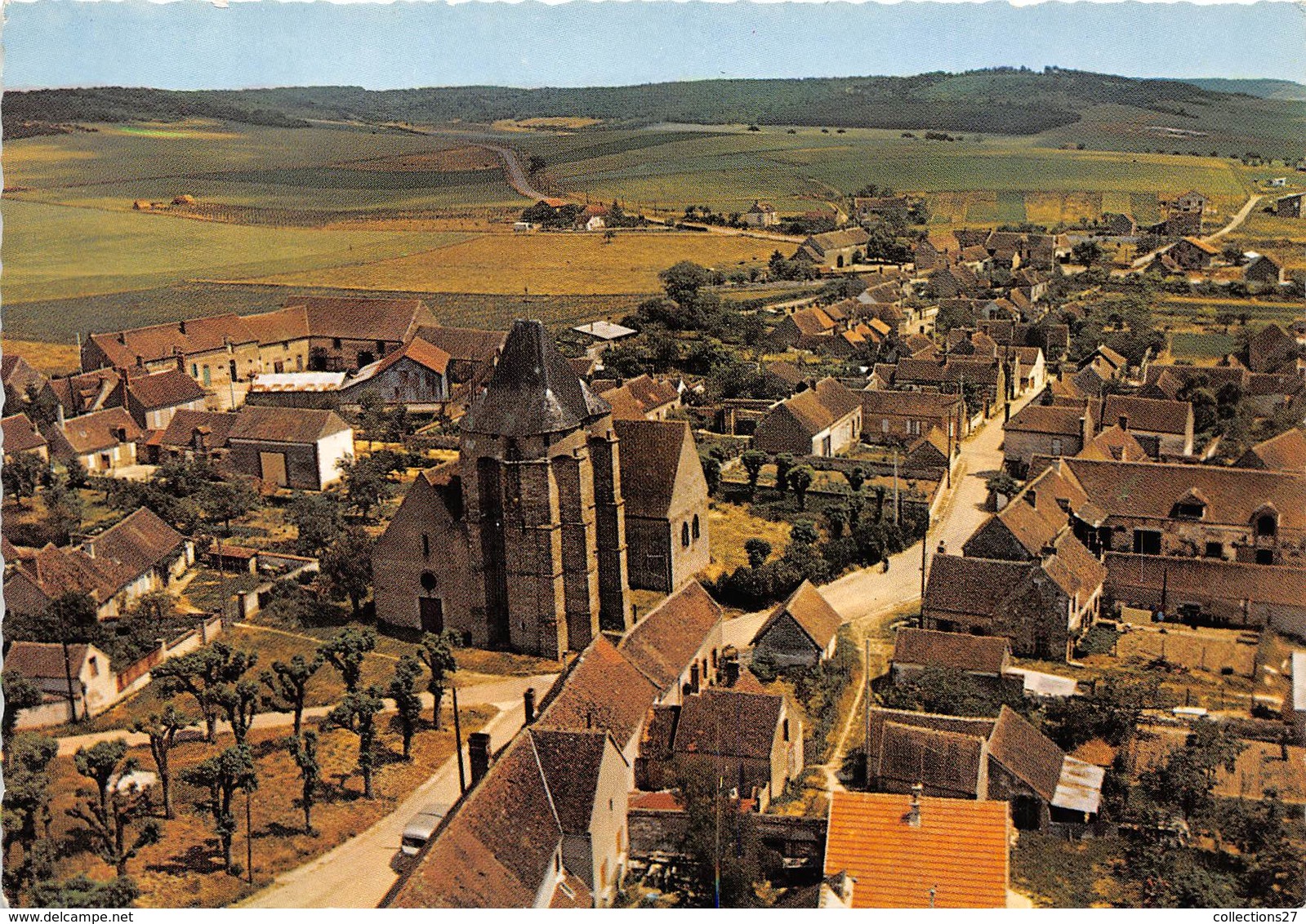 89-SOUCY-L'EGLISE VUE DU CIEL - Soucy