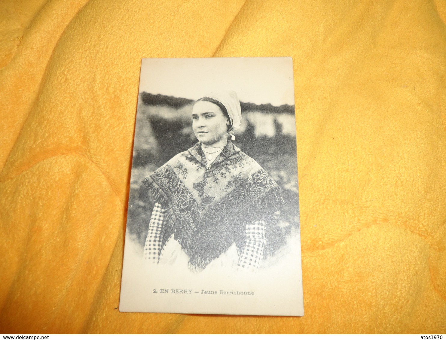 CARTE POSTALE ANCIENNE NON CIRCULEE DATE ?../ EN BERRY.- JEUNE BERRICHONNE.. - Women