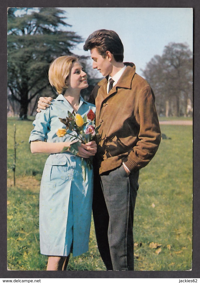 91961/ COUPLE, Années 60 - Couples