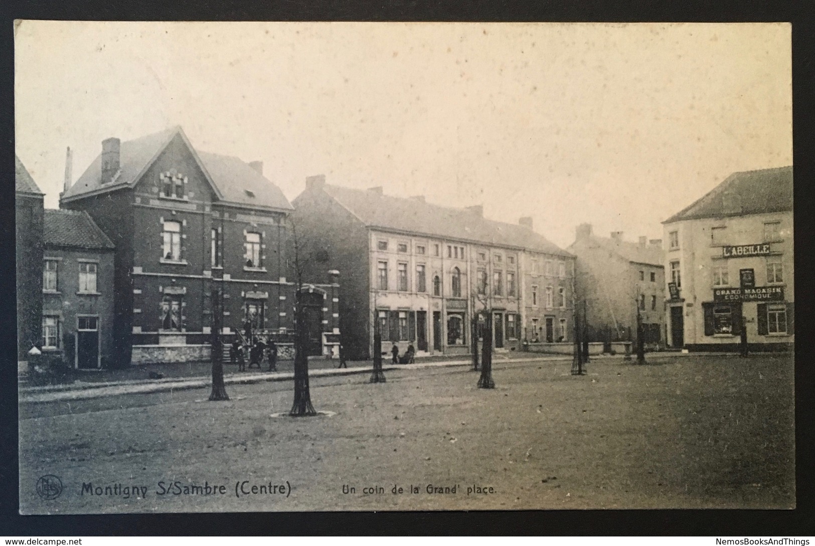 MONTIGNY SUR SAMBRE - Centre - Un Coin De La Grand Place - CHARLEROI - GRAND MAGASON L'ABEILLE - Charleroi