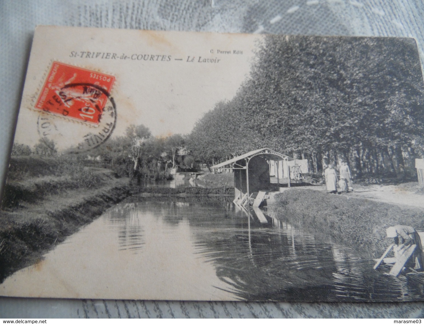 CPA    -   ST TRIVIER DE COURTES - Le Lavoir - Sin Clasificación