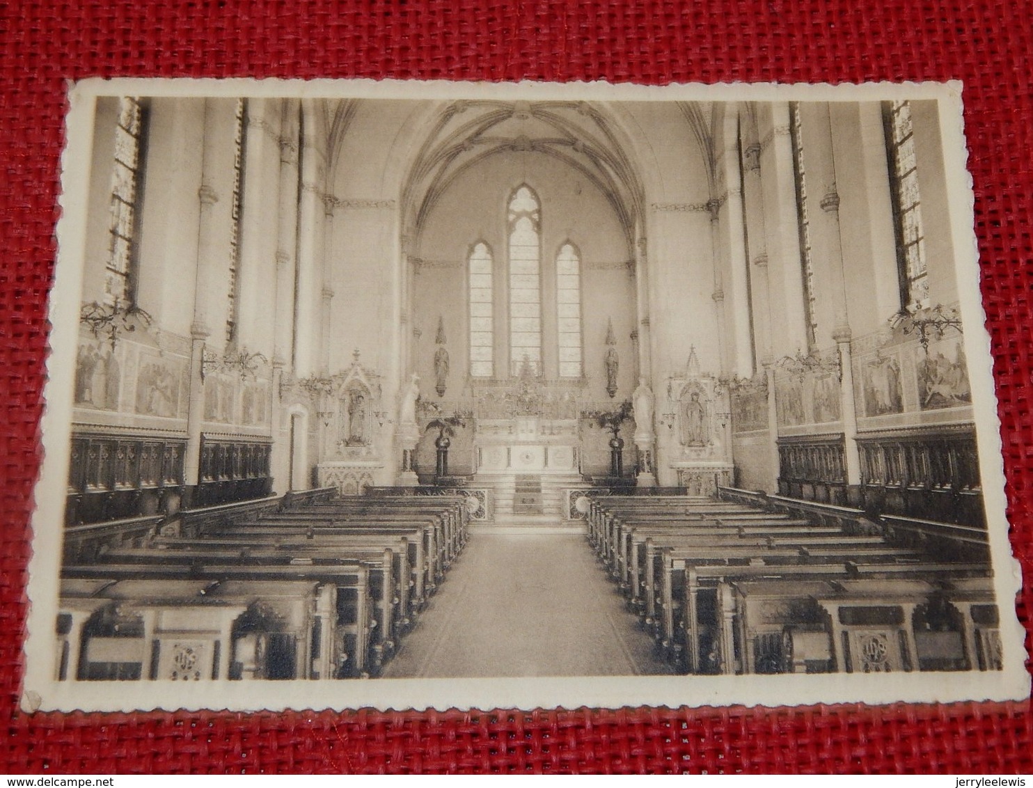 OLLIGNIES - Pensionnat Des Dames Bernardines D' Esquermes - L'Eglise - Lessines