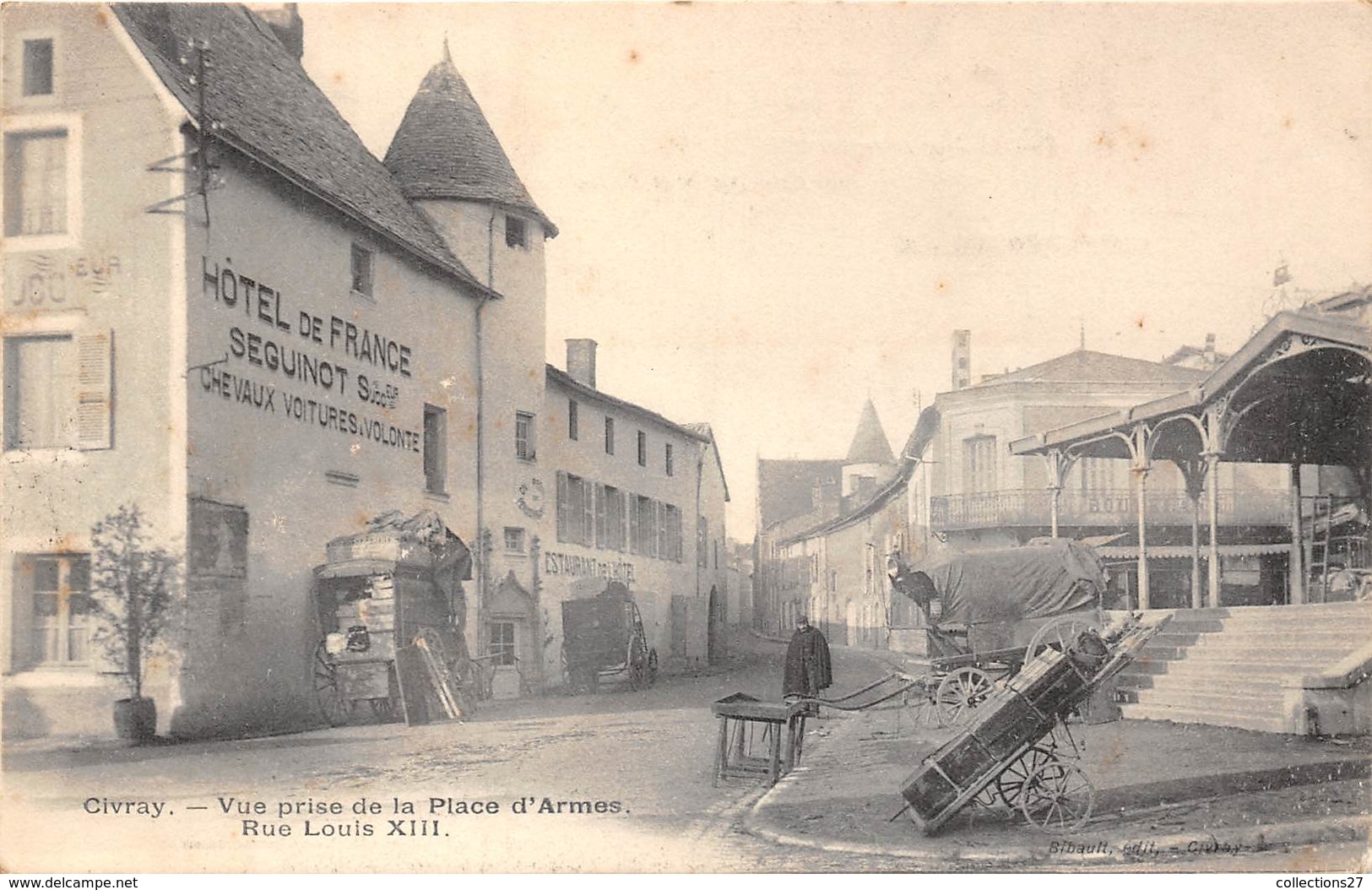 86-CIVRAY- VUE PRISE DE LA PLACE D'ARMES RUE LOUIS XIII - Civray