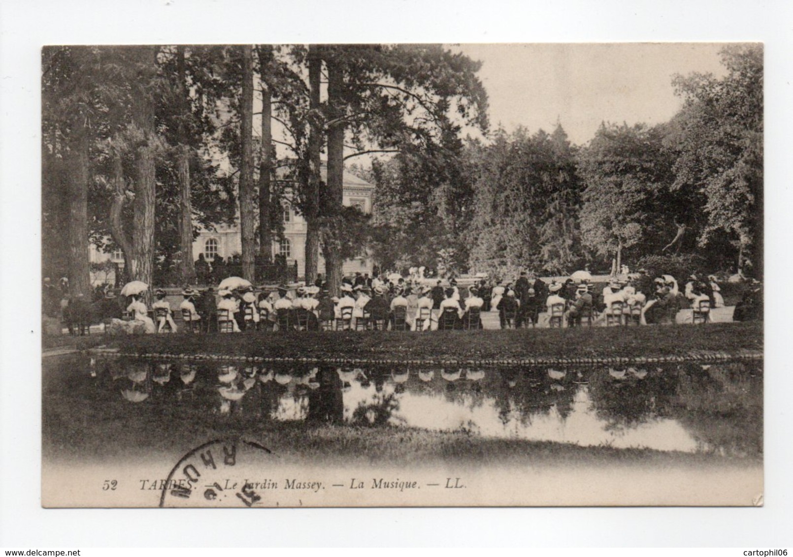 - CPA TARBES (65) - Le Jardin Massey 1915 - La Musique (belle Animation) - Editions Lévy N° 52 - - Tarbes