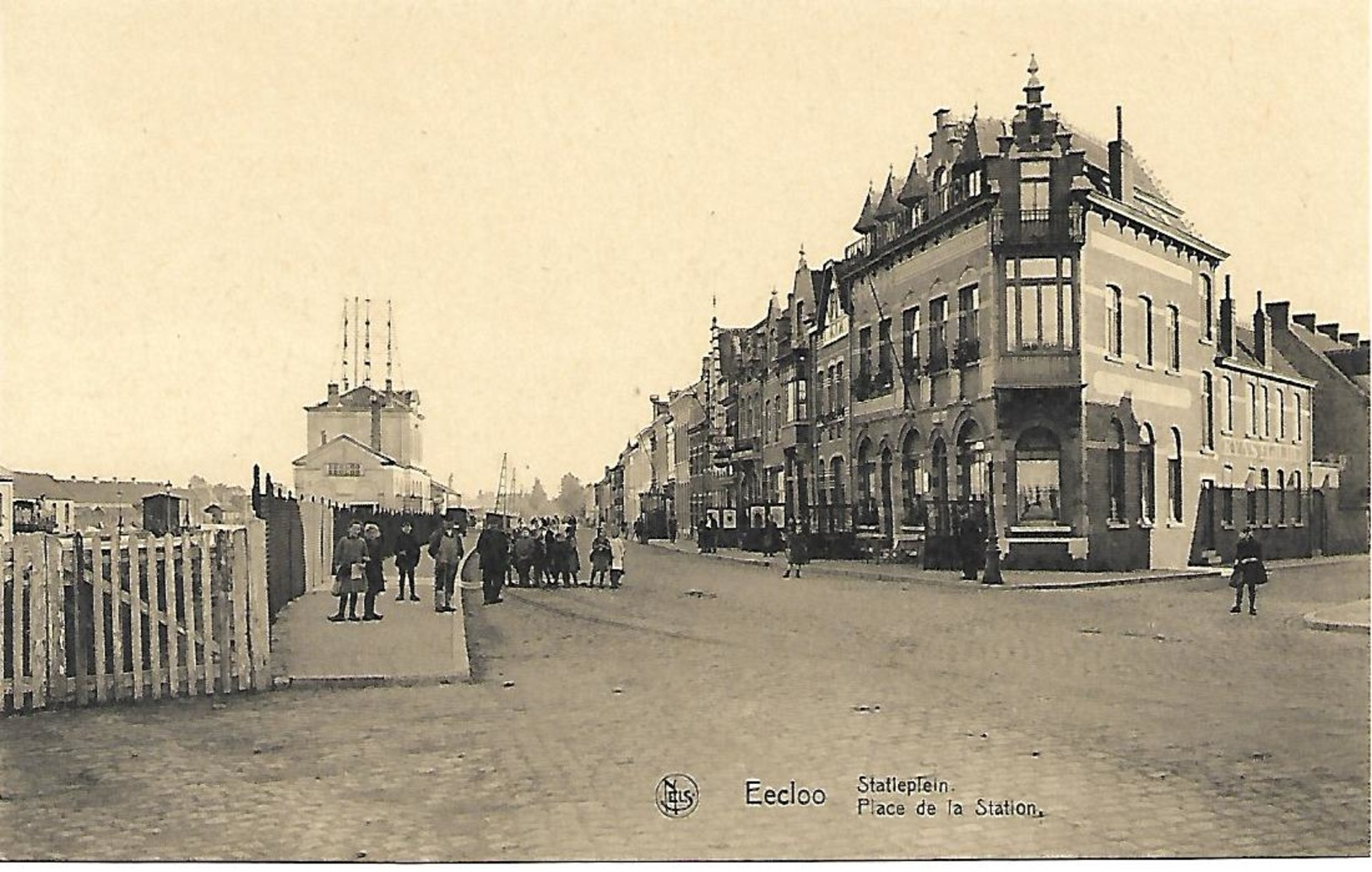 Eecloo - Statieplein. - Eeklo