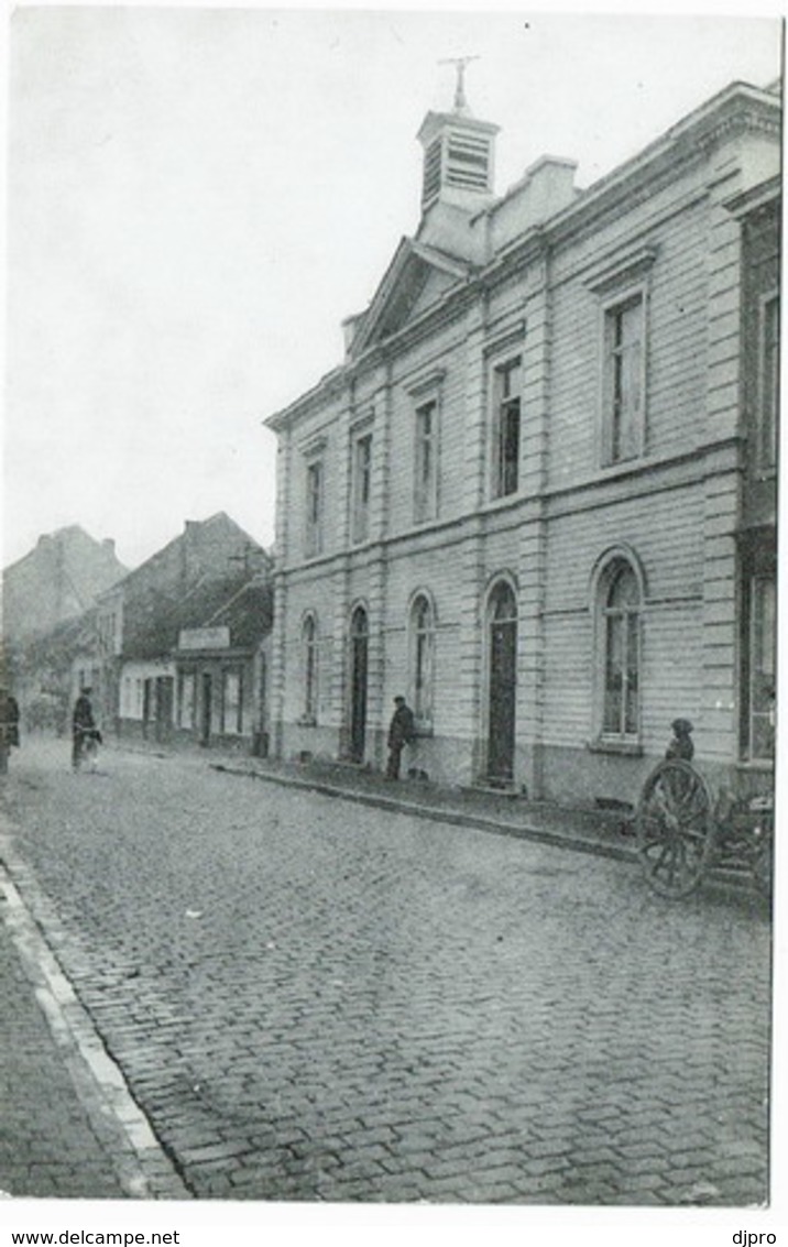 Ninove   De Gemeenteschool   +/- 1930   Reproduc. - Ninove