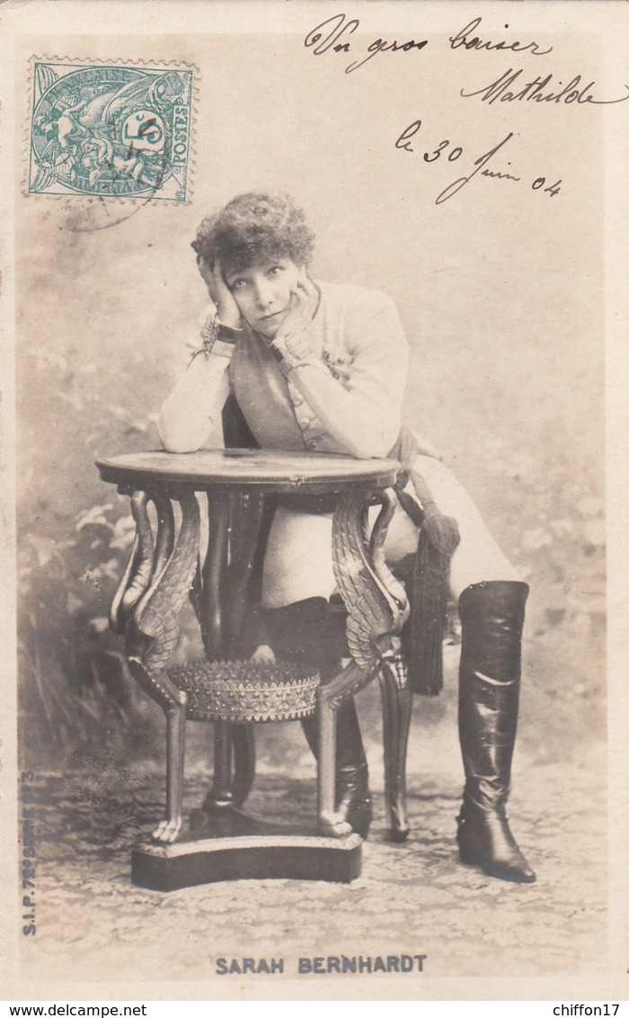 CPA  SARAH BERNHARDT Dans L'Aiglon     1904 - Artistes