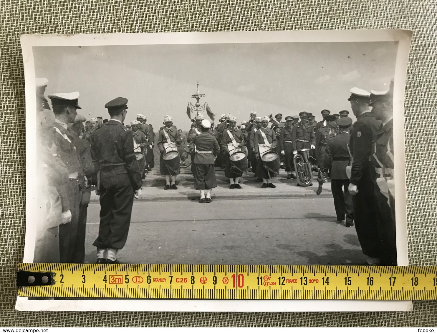 PHOTO N B LA NOUBA DES TIRAILLEURS MAROCAINS A L’INAUGURATION DU MONUMENT DE JANDRAIN BRABANT 1953 - Guerre, Militaire