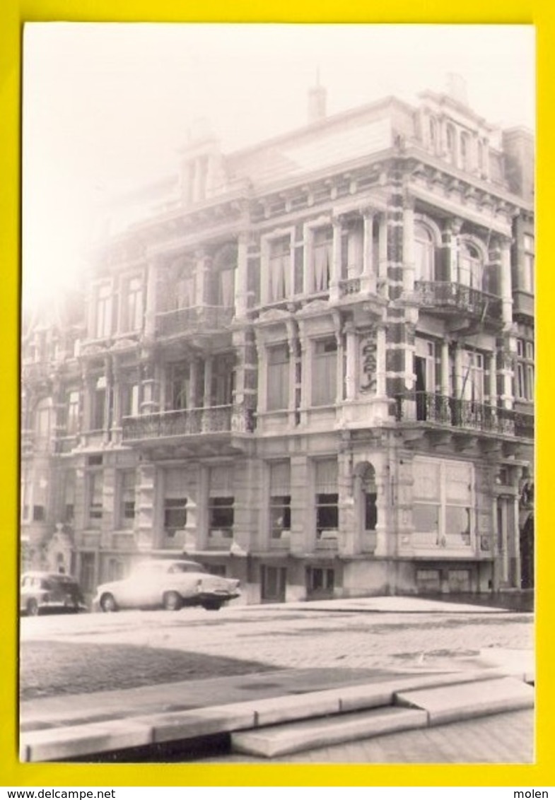 FOTO De Zeewacht Ca©1955 HOTEL DE PARIS Albert I-promenade 30 Hoek Kapucijnenstraat OOSTENDE Geschiedenis Heemkunde 3426 - Oostende