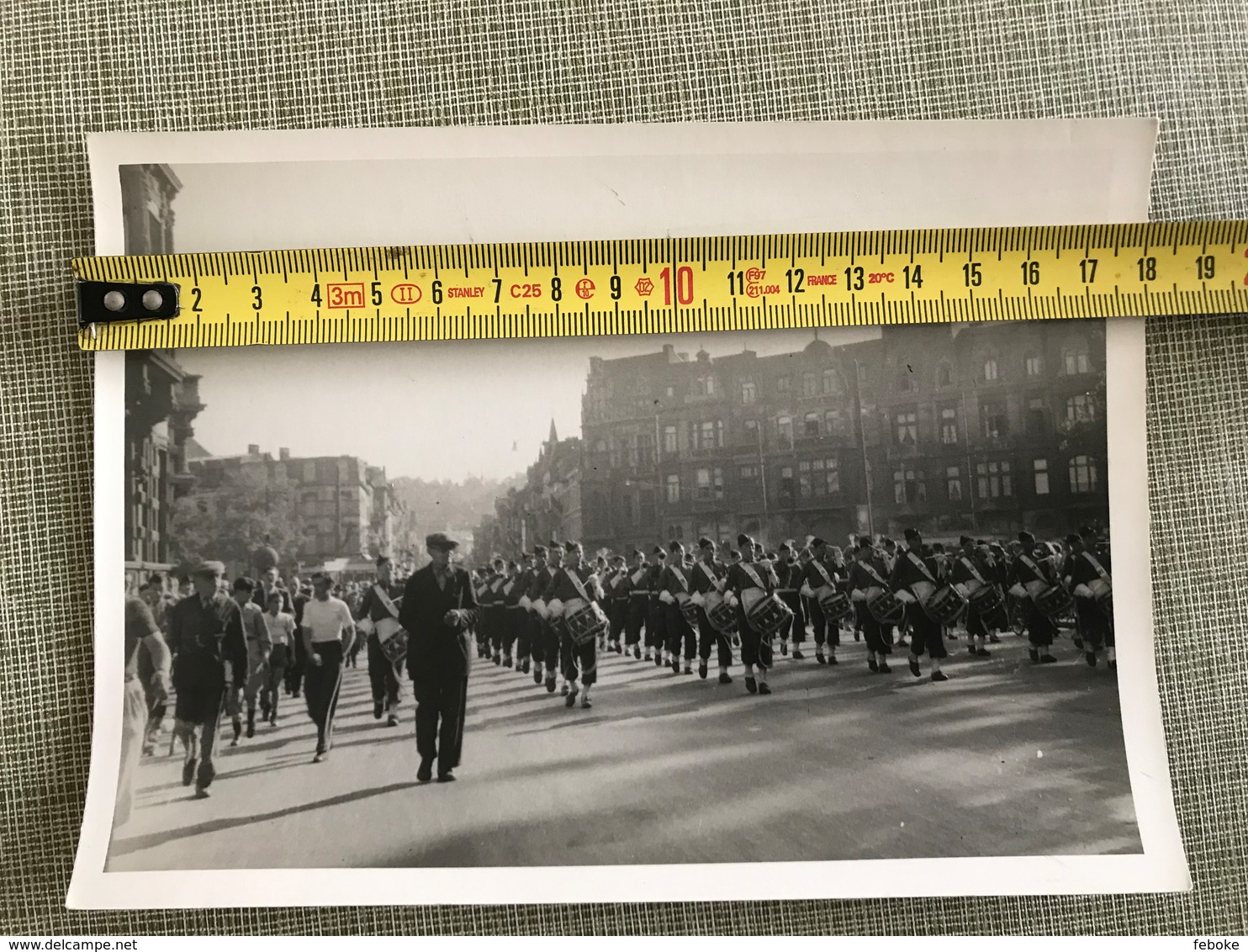 PHOTO N B MUSIQUE DU 93e D’INFANTERIE DE PARIS AVENUE ROGIER LIEGE 1947 - Places