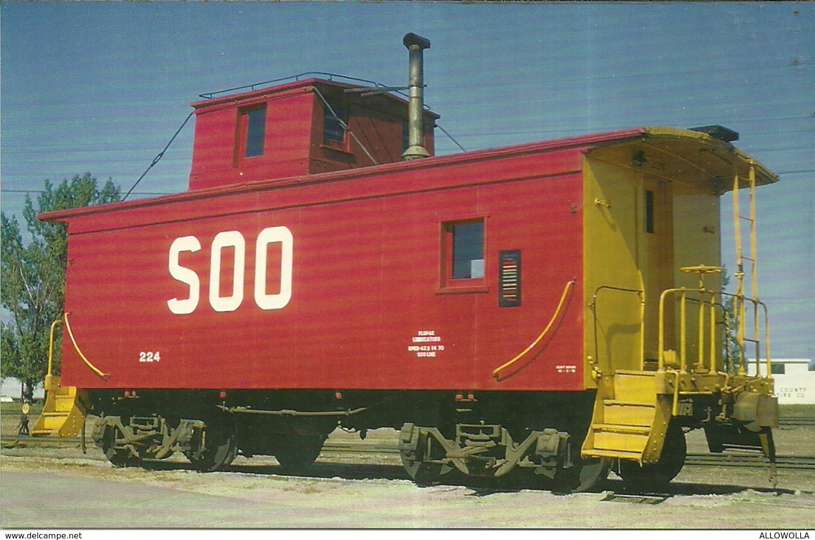 3924 "CRUMMY CAN BE BEAUTIFUL-SOO LINE CABOOSE ,#224 " CART. OR. NON SP. - Treni