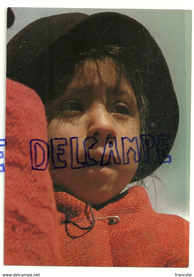 Equateur. Enfant Au Pied Du Chimborazo. - Equateur