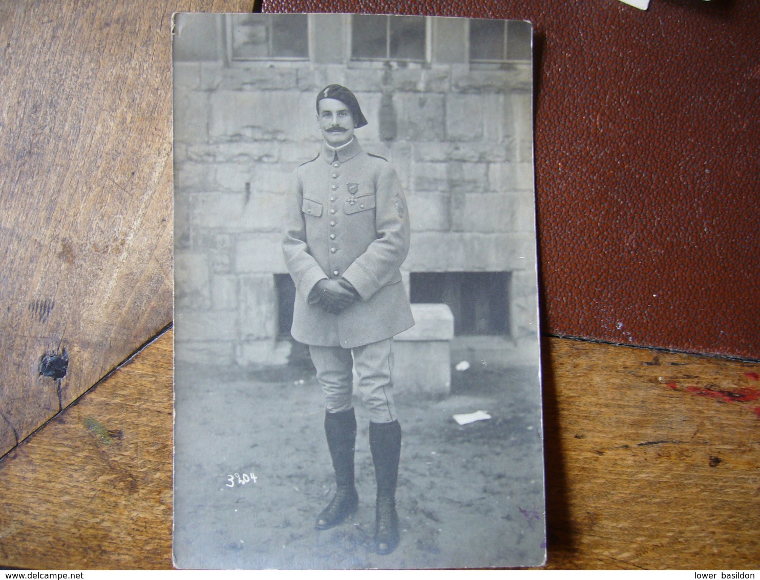 92  Neuilly S/ Seine    Carte-photo  Henri Doussier   Officier  Prisonnier à Gutersloh - Guerra 1914-18