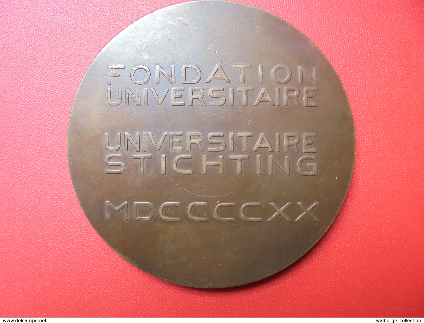 FONDATION UNIVERSITAIRE-1920 Par W.KREITZ- 170 Grammes-75 Mm - Professionnels / De Société