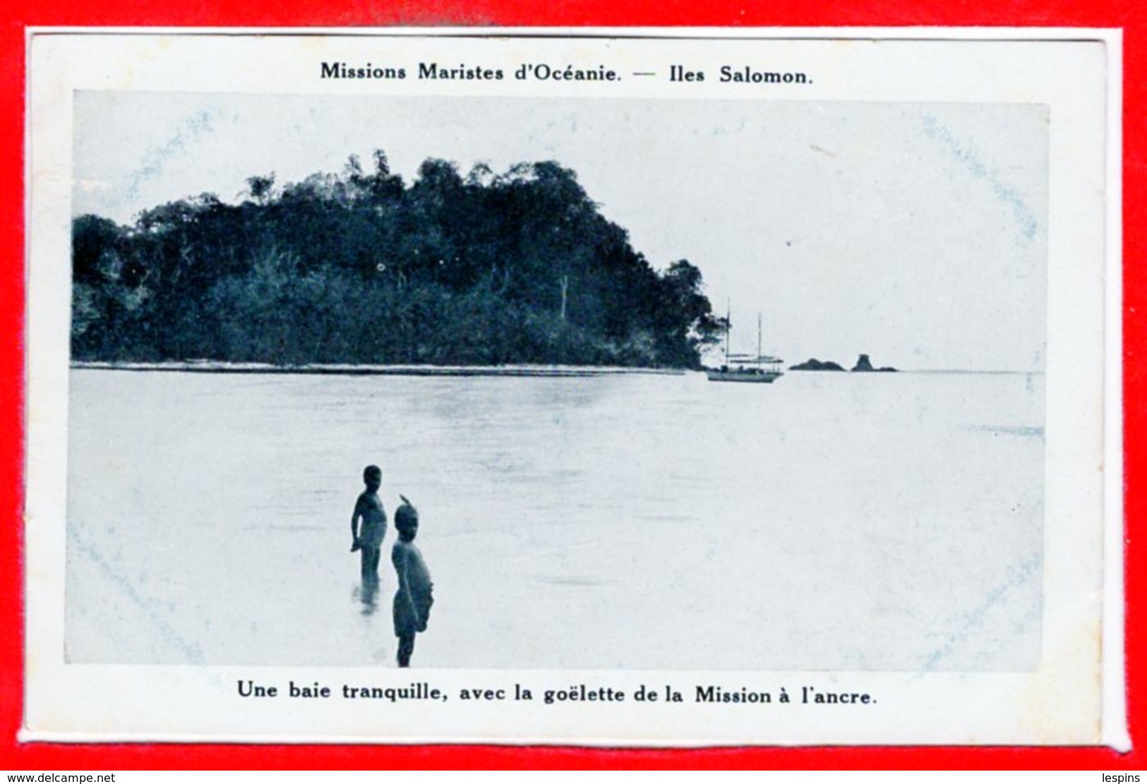 OCEANIE - ILES SALOMON -- Une Baie Tranquille , Avec La Goëlette De La Mission à L'Ancre - Solomon Islands