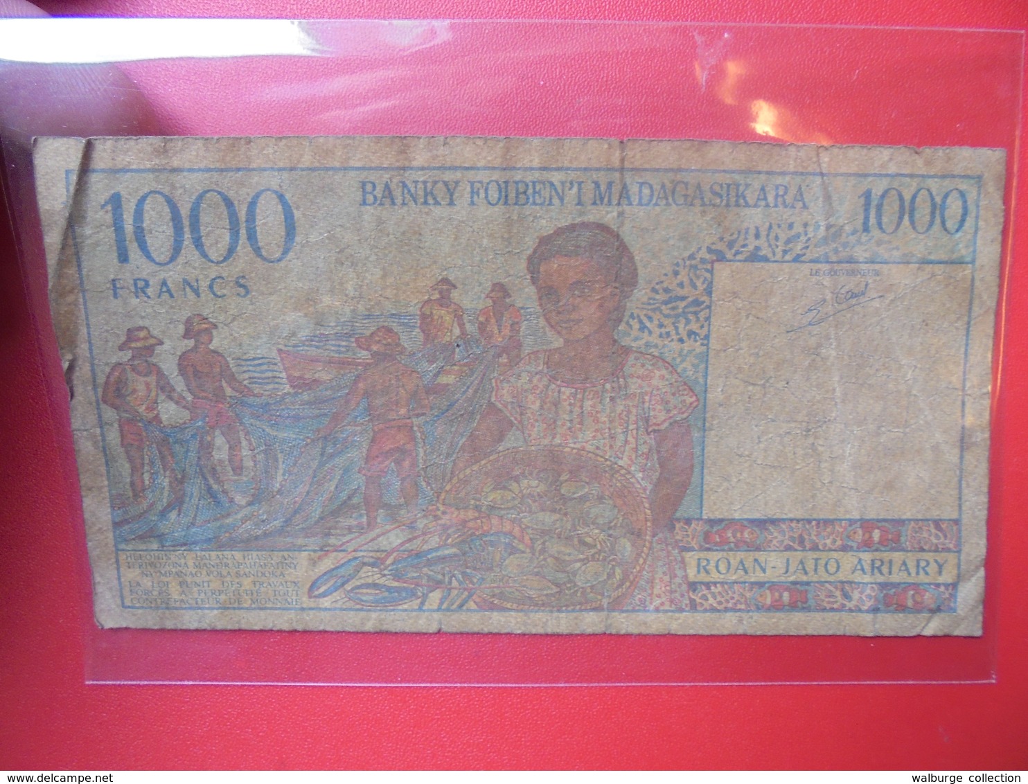 MADAGASCAR 1000 FRANCS TRES CIRCULER - Madagascar