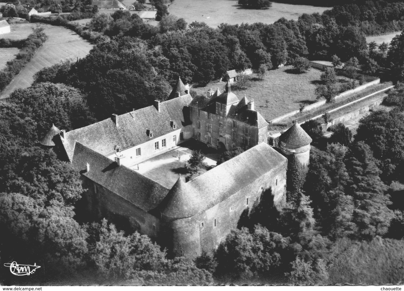 TREIGNY     Chateau De  RATILLY   EDIT   COMBIER - Treigny