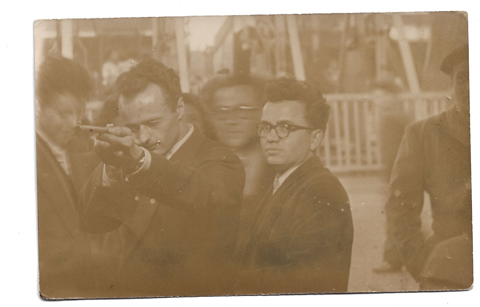 Carte Photo : Tir à La Carabine  Fête Foraine Puteaux  Courbevoie  La Défense  1952 - Autres & Non Classés