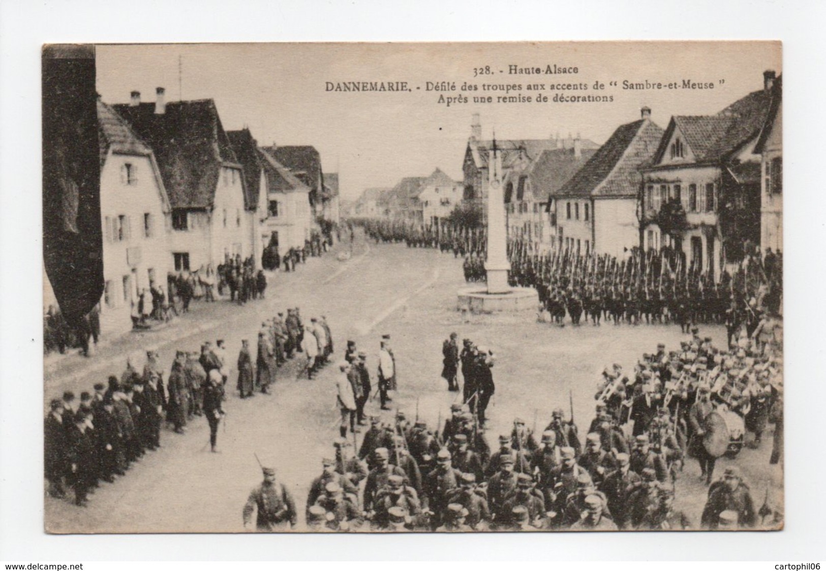 - CPA DANNEMARIE (68) - Défilé Des Troupes Aux Accents De Sambre-et-Meuse - Edition Chadourne 328 - - Dannemarie