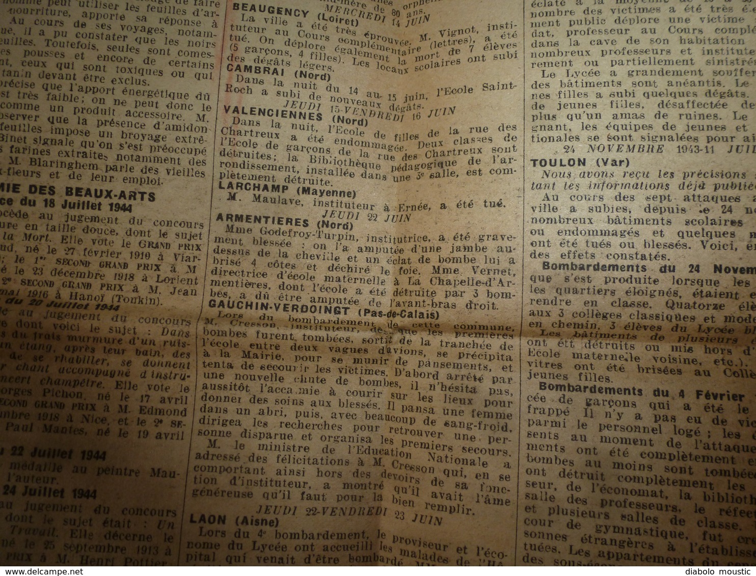 1944 INFO-UNI :Terrible Tragédie De La France Sous Les Bombardements Anglo-am. (Mayenne,Ploermel,Château-Gontier,etc) - Other & Unclassified