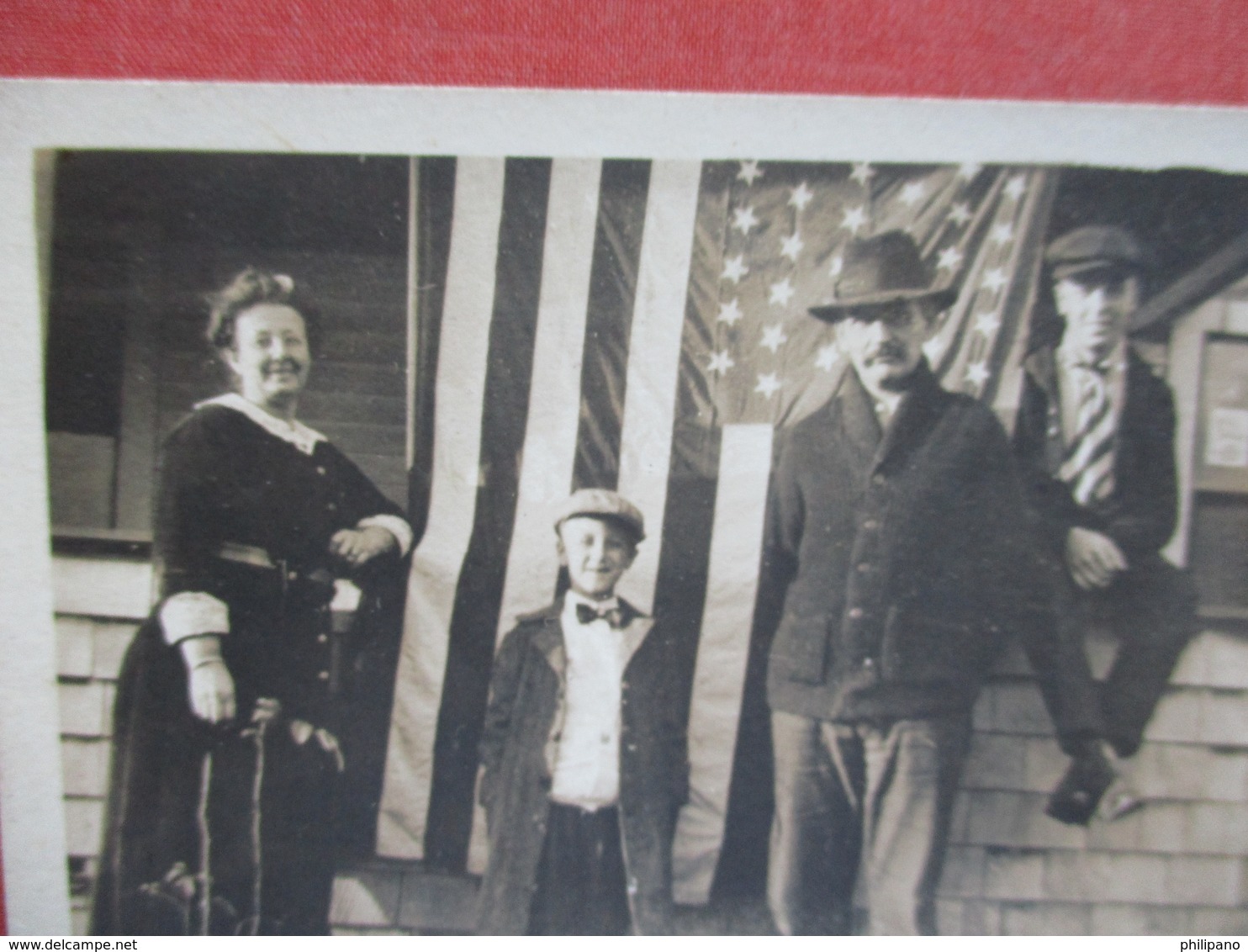 RPPC Patriotic Family With Large US Flag            Ref 3383 - Patriotic