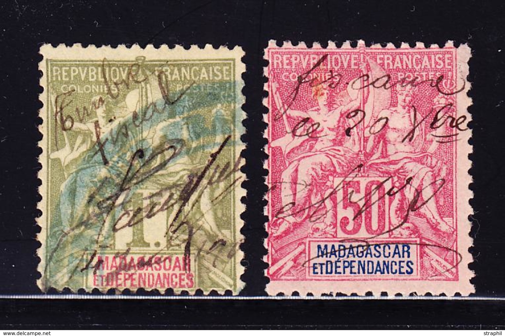 O MADAGASCAR - O - N°38, 40 - Annulé Manuscrit "Timbres Fiscal" - TB - Other & Unclassified