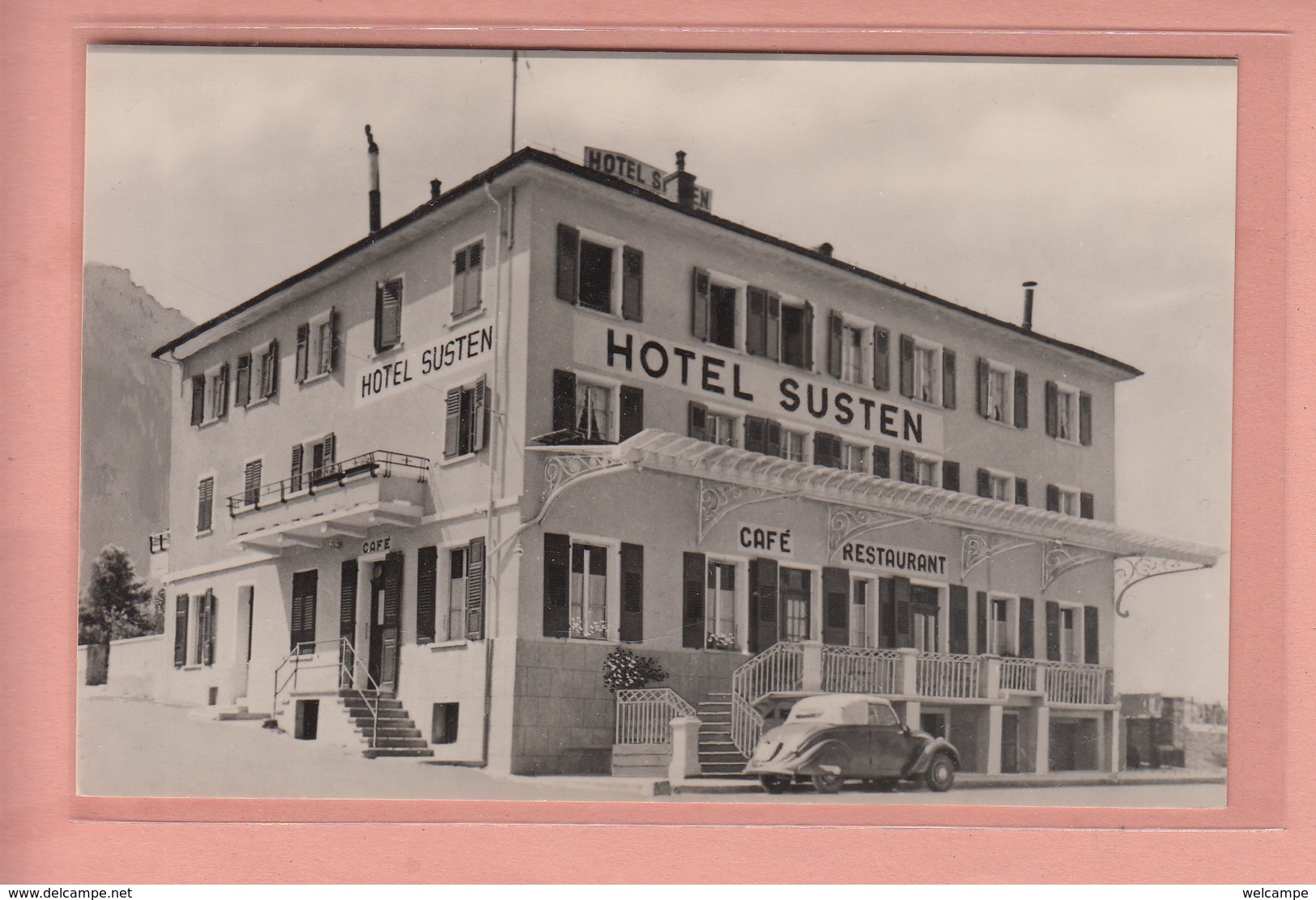 OUDE POSTKAART ZWITSERLAND - SUISSE -  SCHWEIZ - HOTEL SUSTEN - SUSTEN - LEUK - OUDE AUTO - OLD CAR - Autres & Non Classés